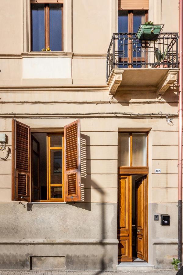 Deledda Home Cagliari Dış mekan fotoğraf