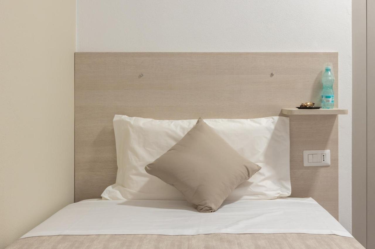 Deledda Home Cagliari Dış mekan fotoğraf